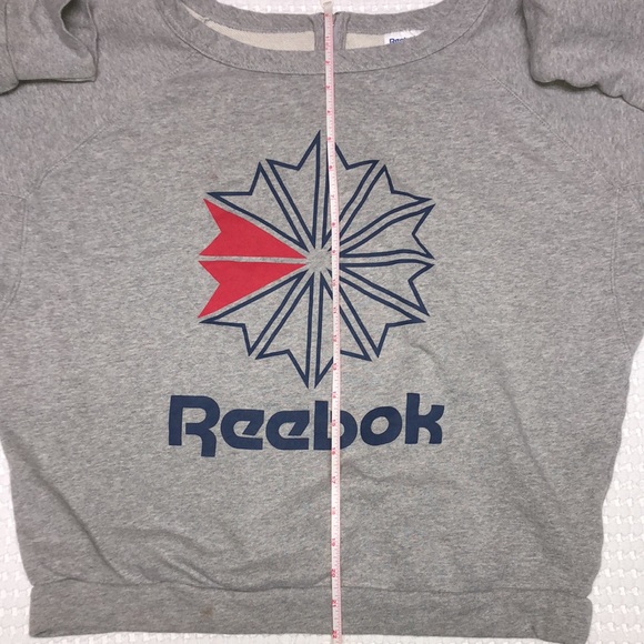 EUC Reebok Size L Sweatshirt - Picture 12 of 15